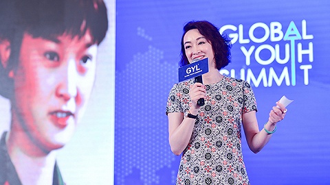 中国版“向前一步”的故事 周忆：要勇敢踏出舒适区